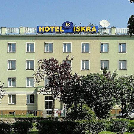 Iskra Hotel Radom Exterior foto