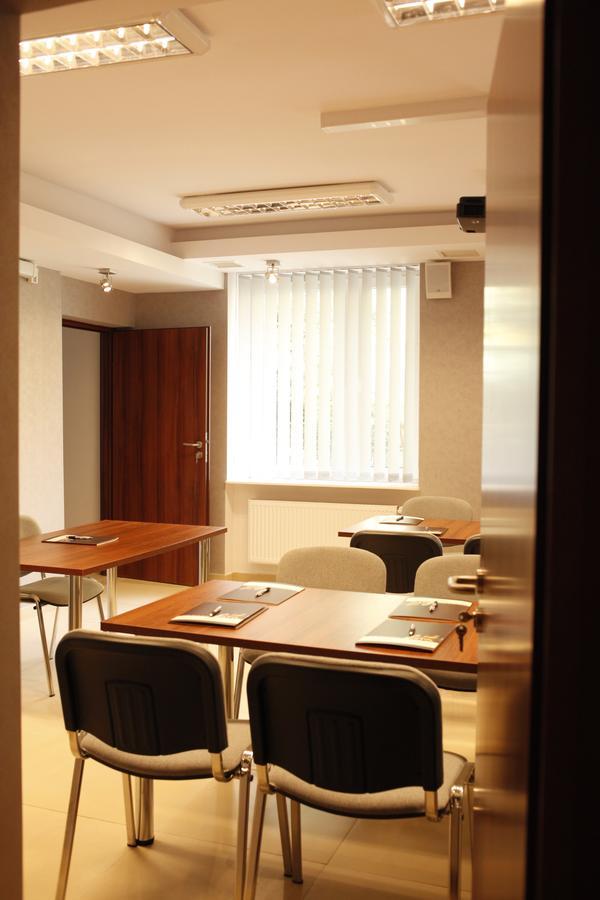 Iskra Hotel Radom Quarto foto