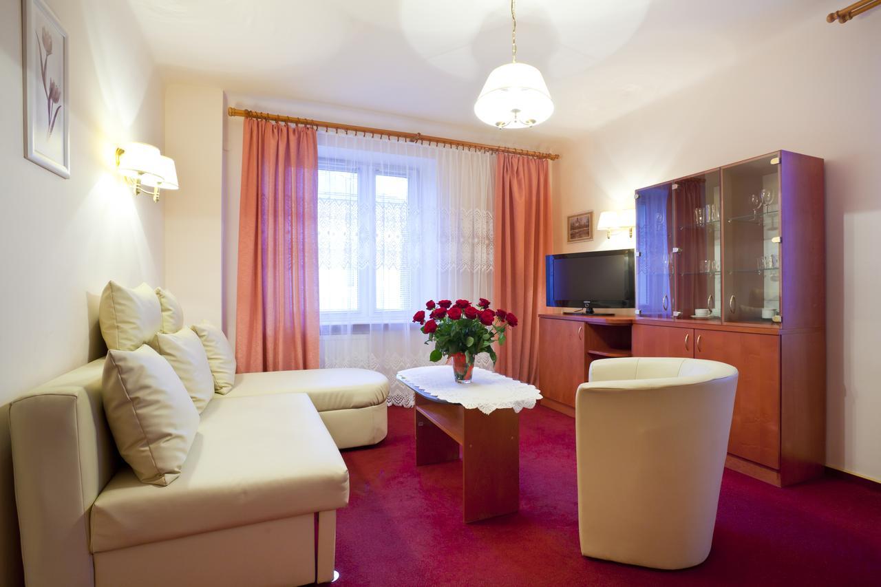 Iskra Hotel Radom Quarto foto