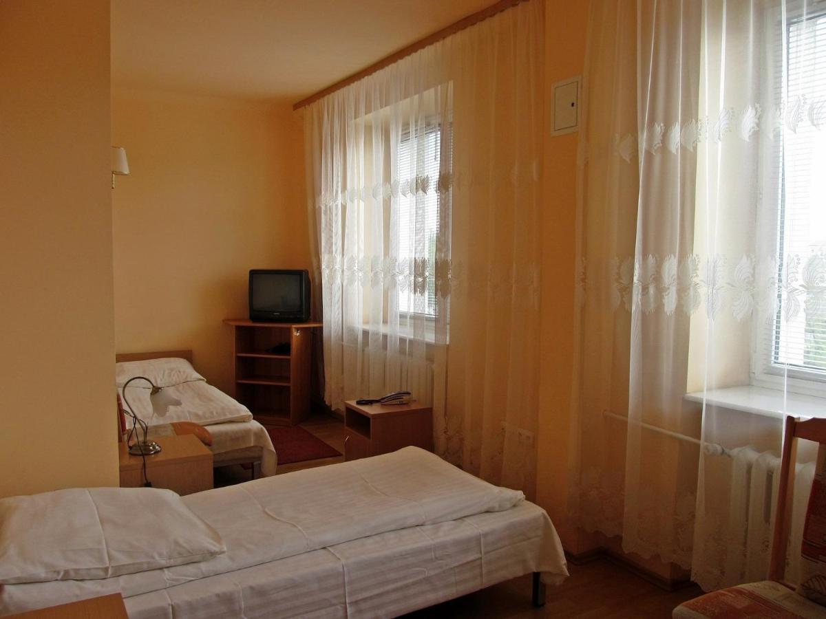 Iskra Hotel Radom Quarto foto